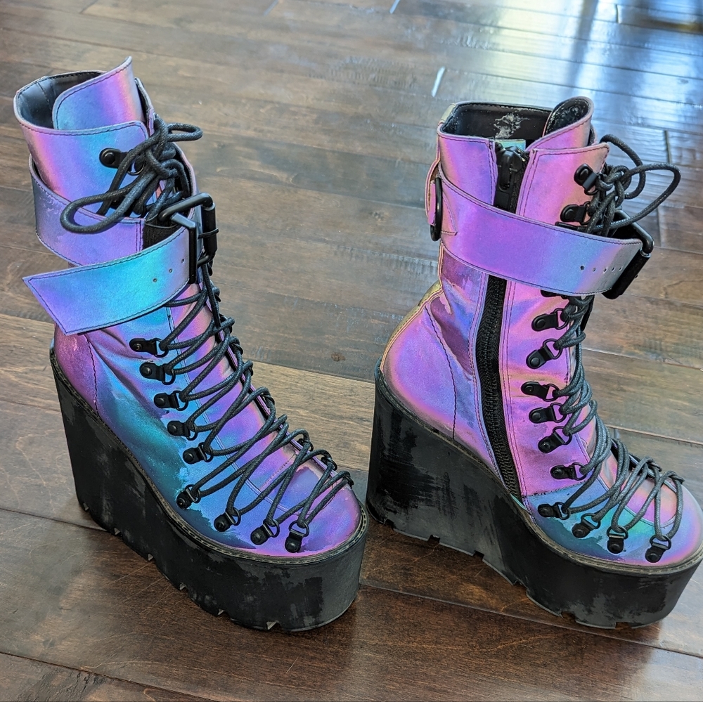 Clubexx rainbow reflective traitor boots
